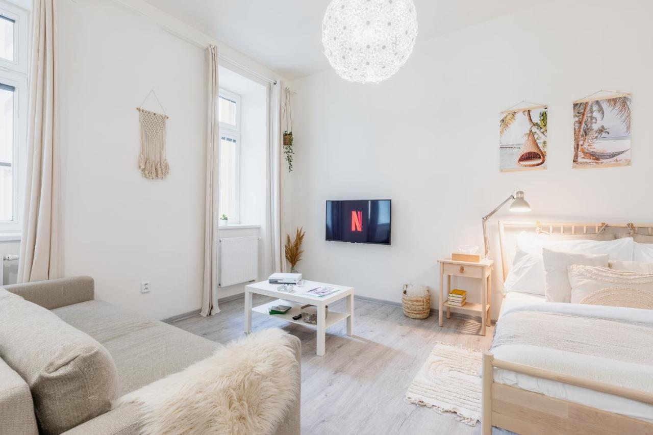 Boho Raj V Centru / /Gril/ /Balkon Apartman Alamóc Kültér fotó