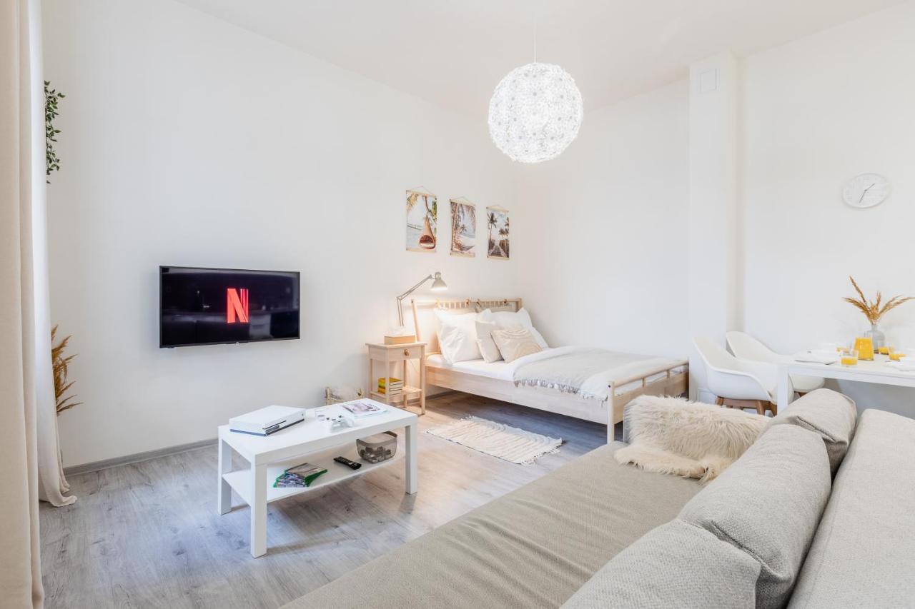 Boho Raj V Centru / /Gril/ /Balkon Apartman Alamóc Kültér fotó